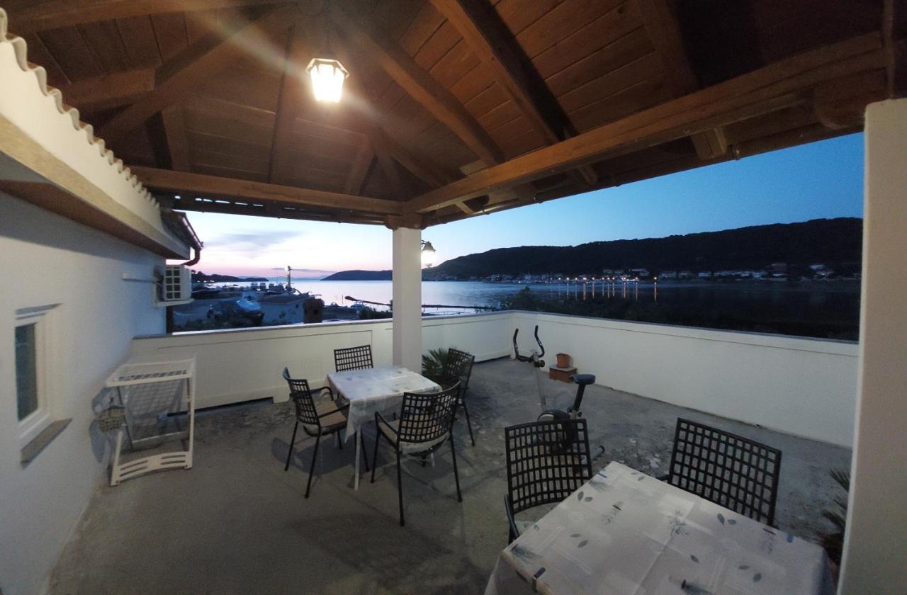 Ferienwohnung Gvacic House Supetarska Draga Exterior foto